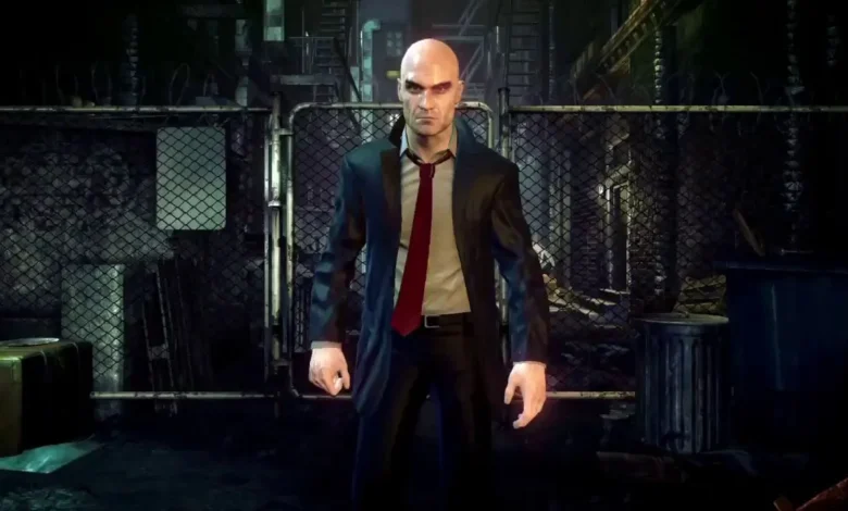 Who’s the Villain in a White Suit in Hitman Absolution?